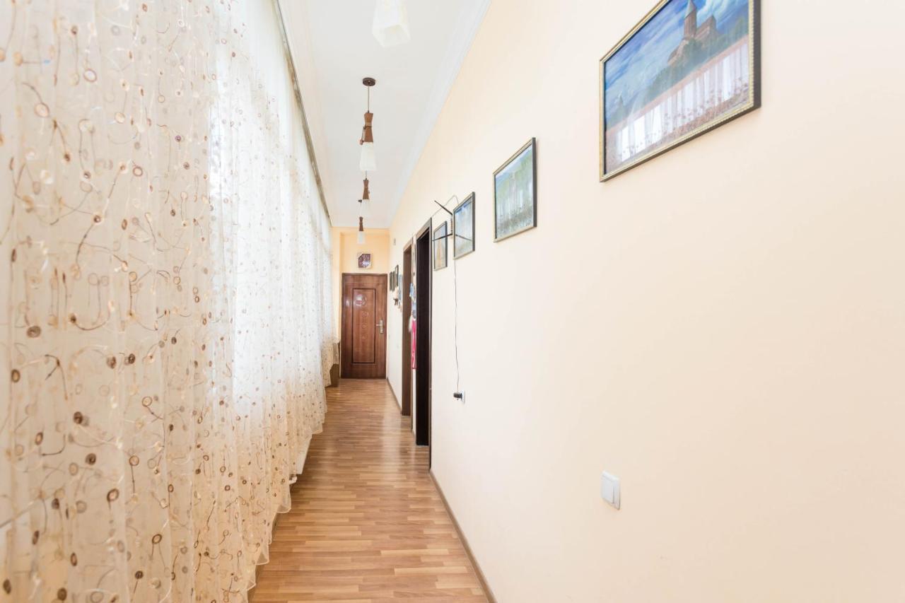 Gis Guest House Tbilisi Exteriör bild